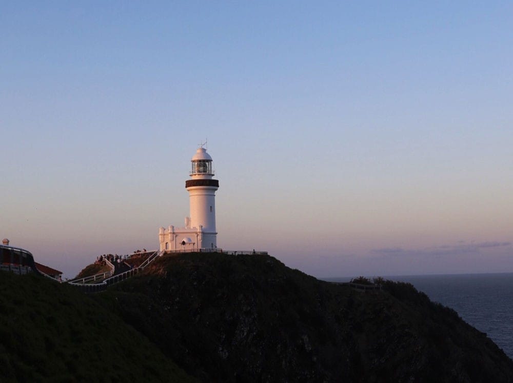 Ser universitario en Australia Faro de Byron Bay puesta de sol